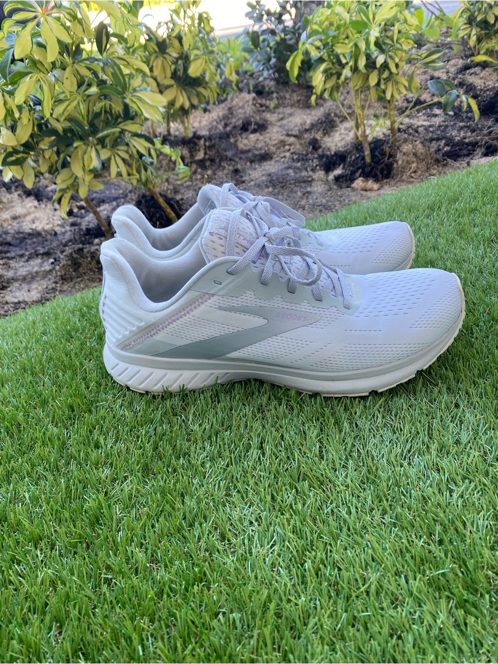 Brooks Women’s White and Light Gray Athletic Running Shoes